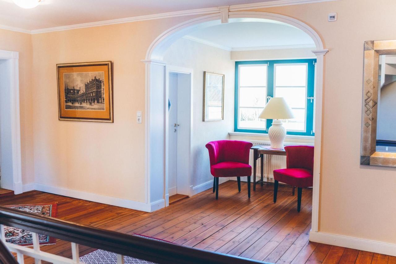 Hotel Gutshaus Neu Farpen à Neuburg  Extérieur photo